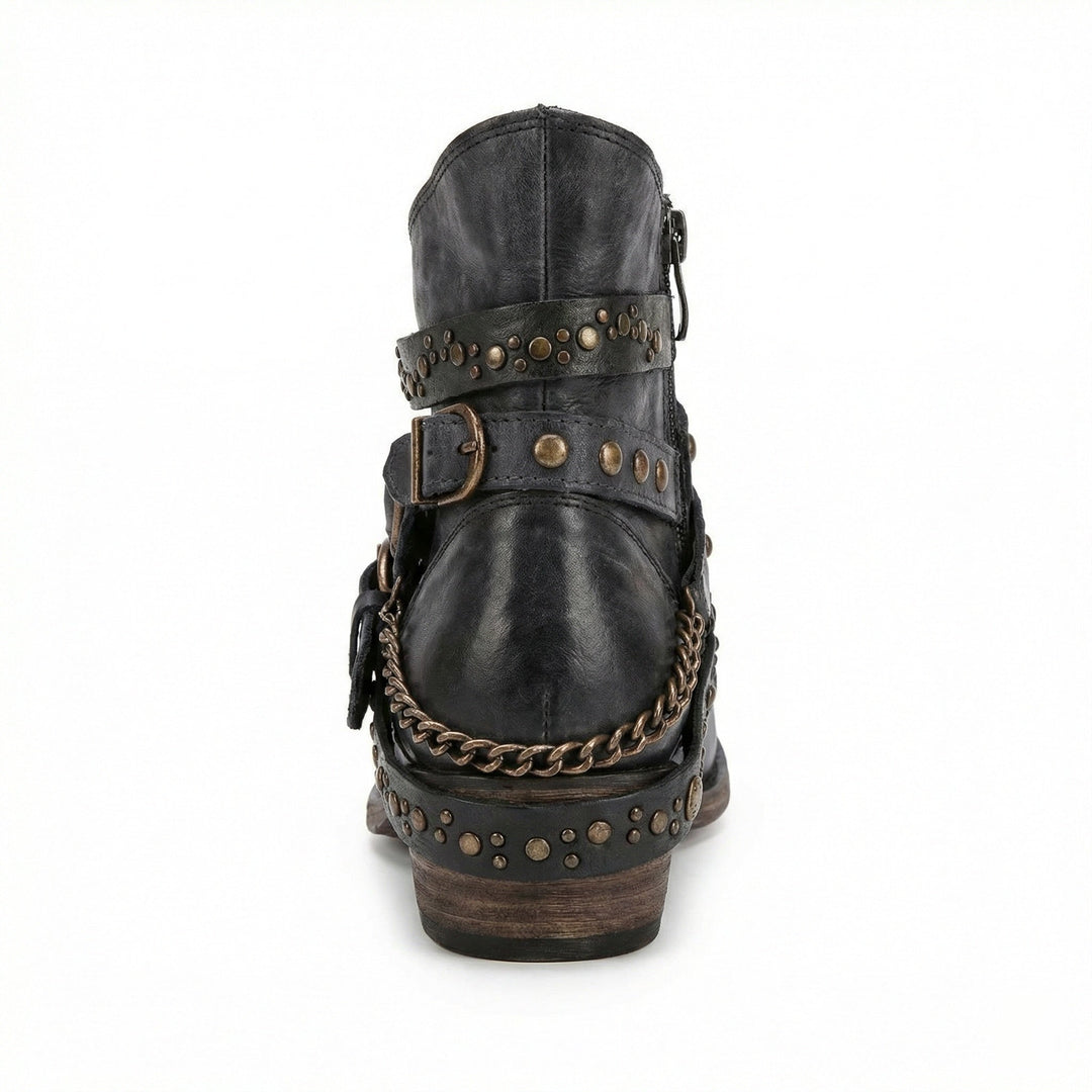 Mune Fashion | Vintage chain boots