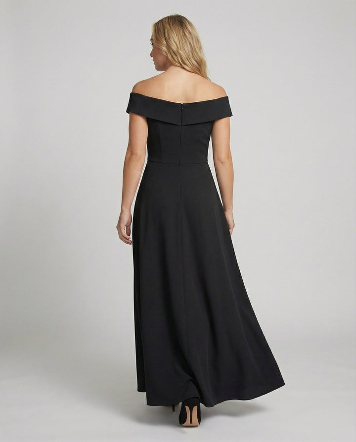 Mune Fashion | Elegant Off-Shoulder Long Catwalk Evening Dress
