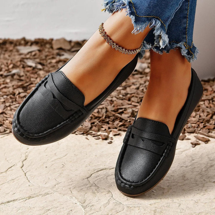 Mune Fashion | Gommino Flat Crossed Soft Sole Women