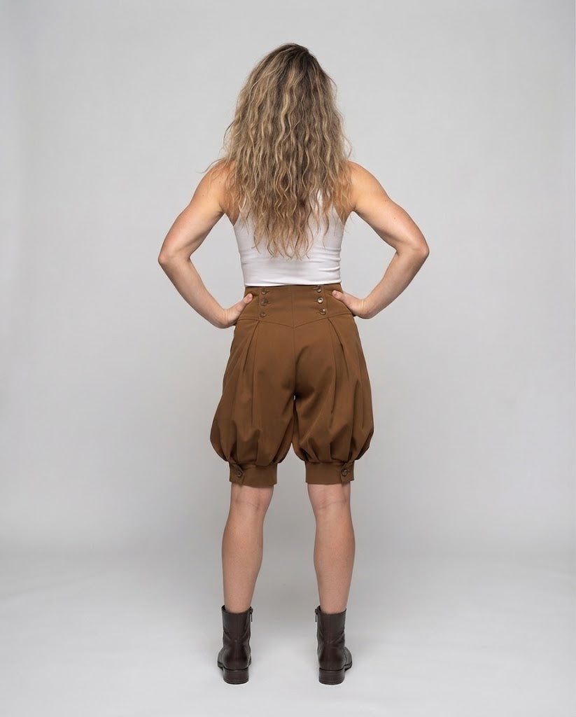 Women elegant balloon shorts with double button detail Mune Fashion
