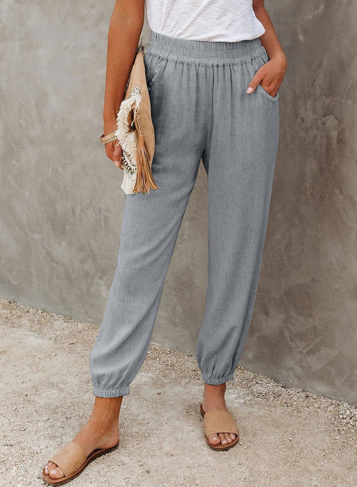Mune | A cozy, stylish pair of pants