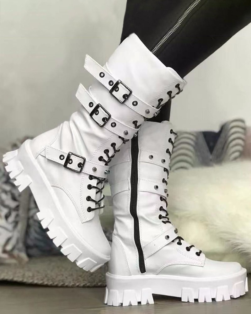 Mune | Boots with zipper and buckles