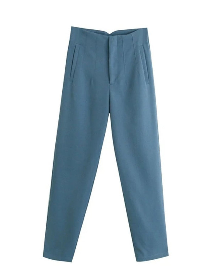 Mune Fashion | Elegant Knit-Free Pants for All Occasions