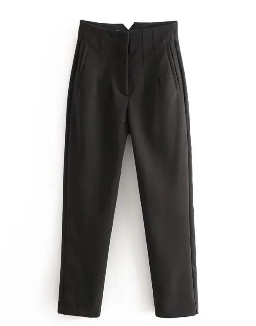 Mune Fashion | Elegant Knit-Free Pants for All Occasions