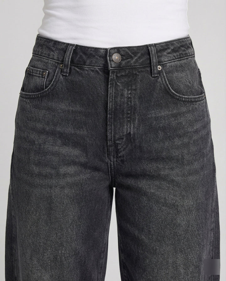 Mune Fashion | Mid Rise Barrel Jeans for Women
