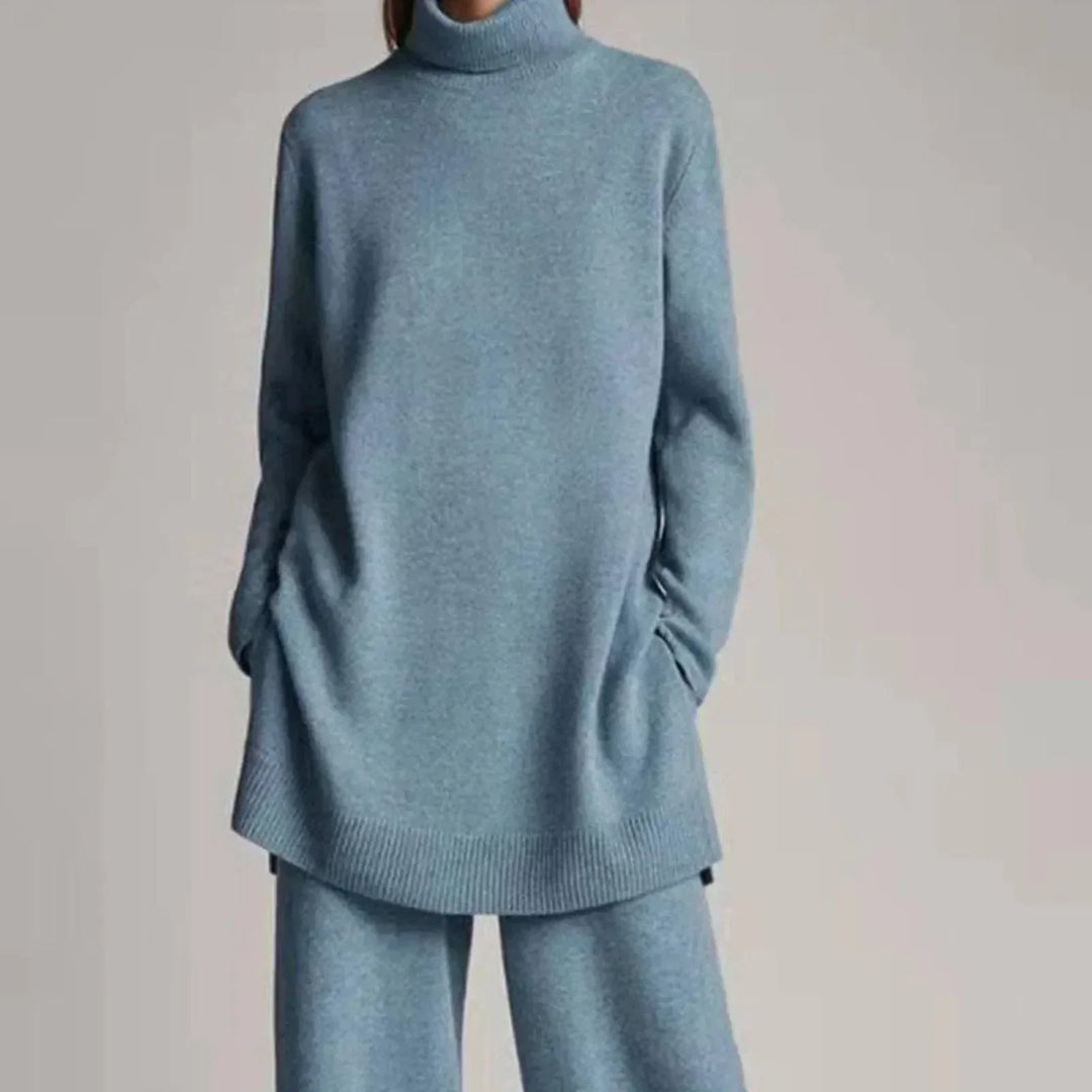 Mune | Sweater with turtleneck and wide trouser leg