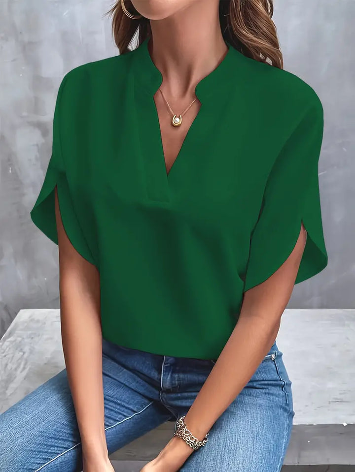 Mune Fashion | Elegant Light Blouse for Women