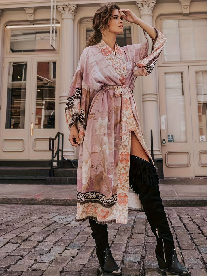 Fashionable kimono with floral print