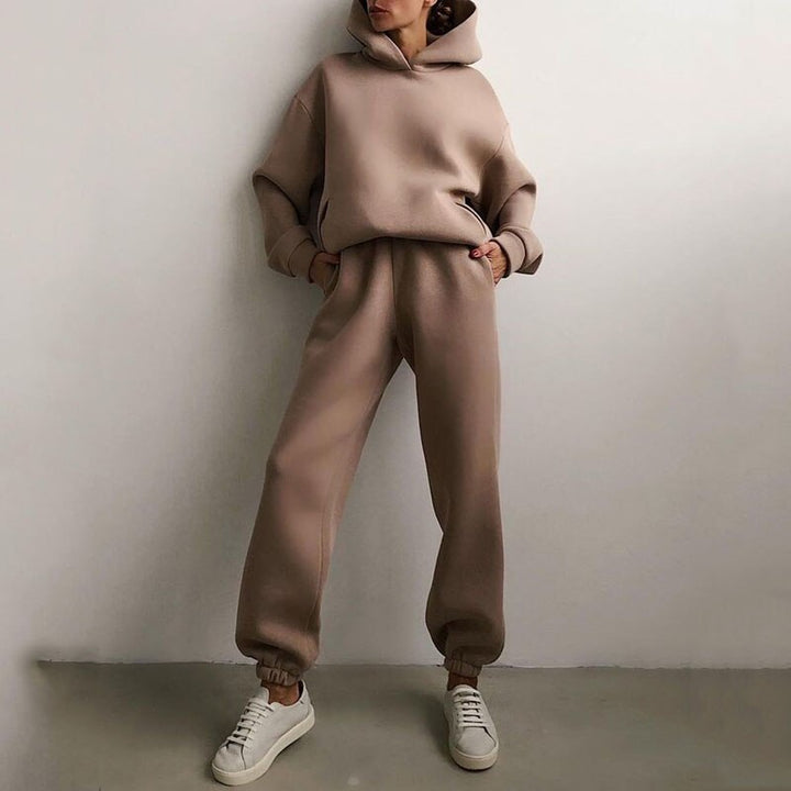 Mune | Winter-Hooded-Sweater-Sets