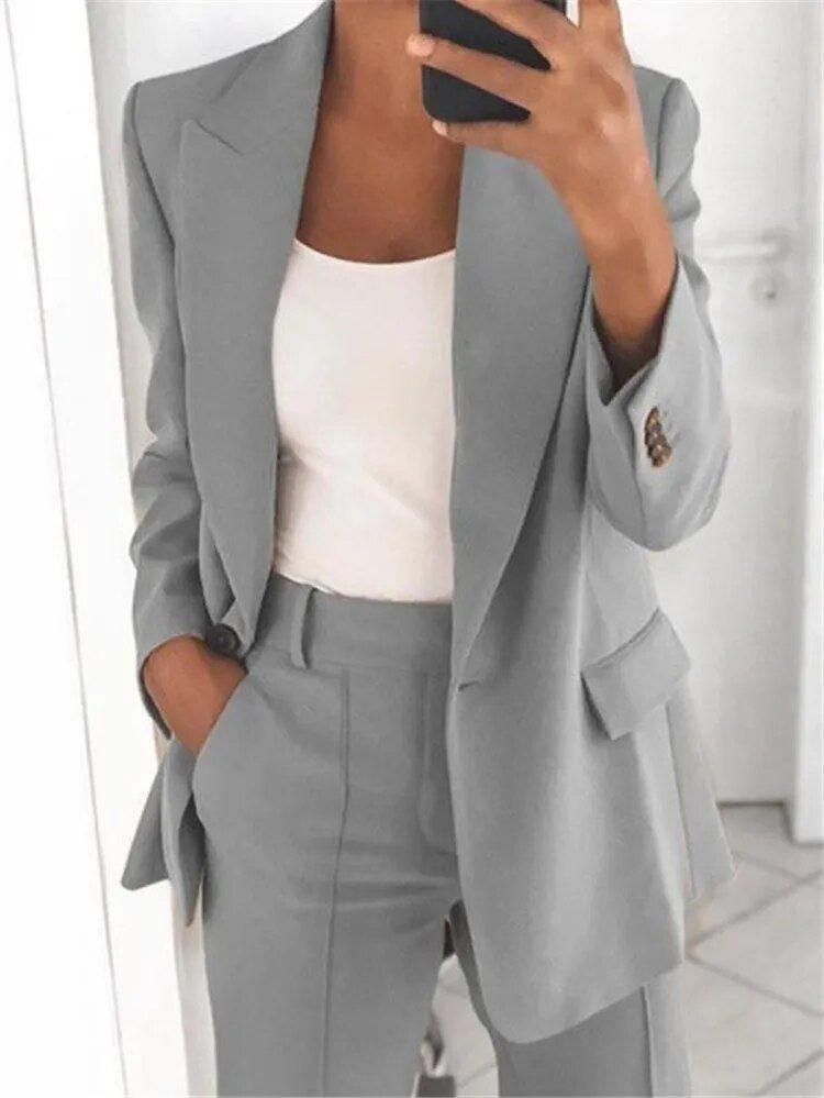 MARILYN️ | Stylish blazer suit for women - Flattering fit