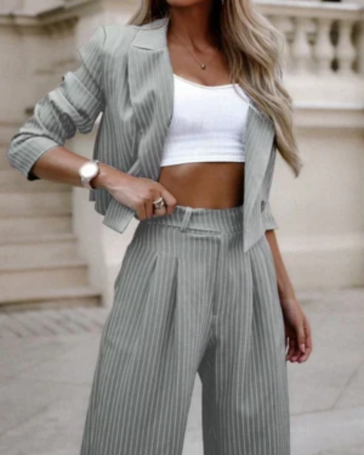 Mune Fashion | Women's Elegant Festive Pantsuit