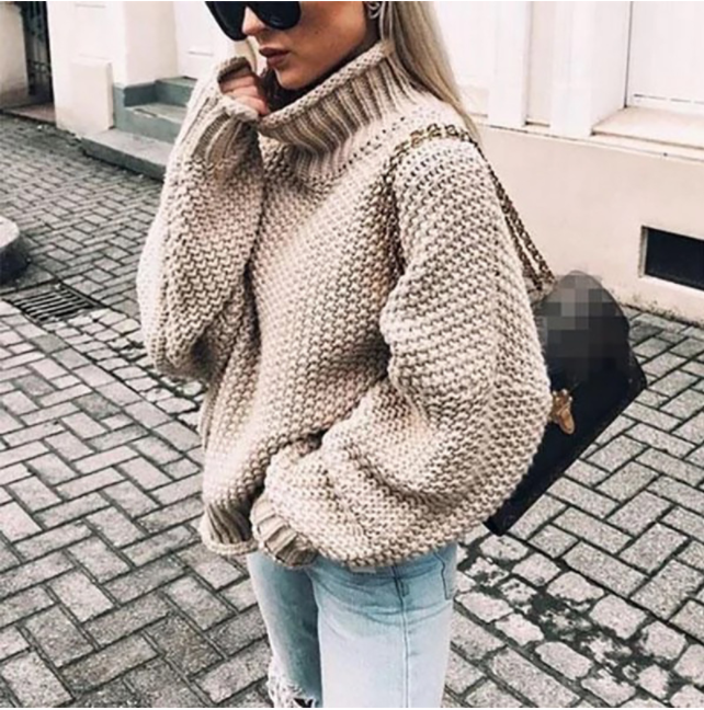 Mune | Sweater with Turtleneck