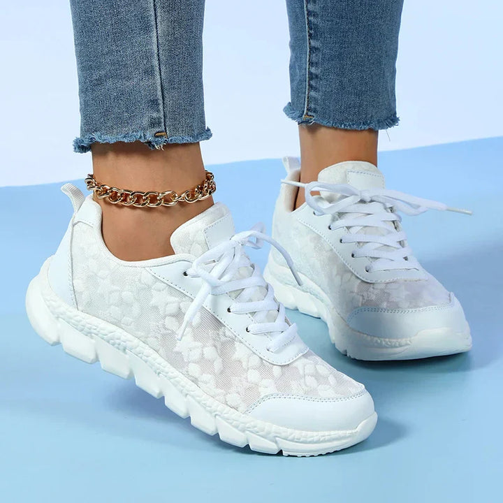 Mune | The luxurious orthopedic sneakers for women