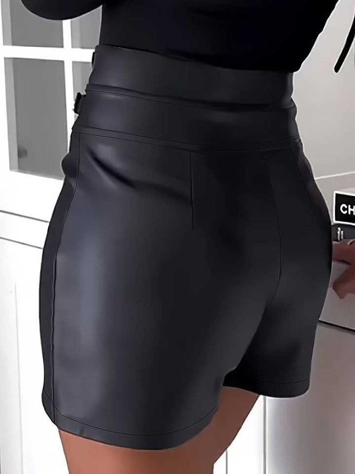 Mune | Shorts Stylings with Belt