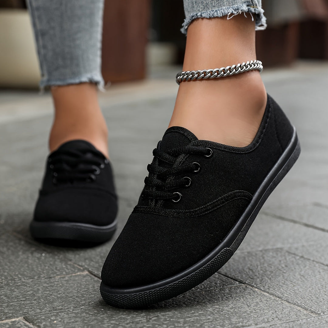 Mune Fashion | Comfortable Low Canvas Lace-up Shoes