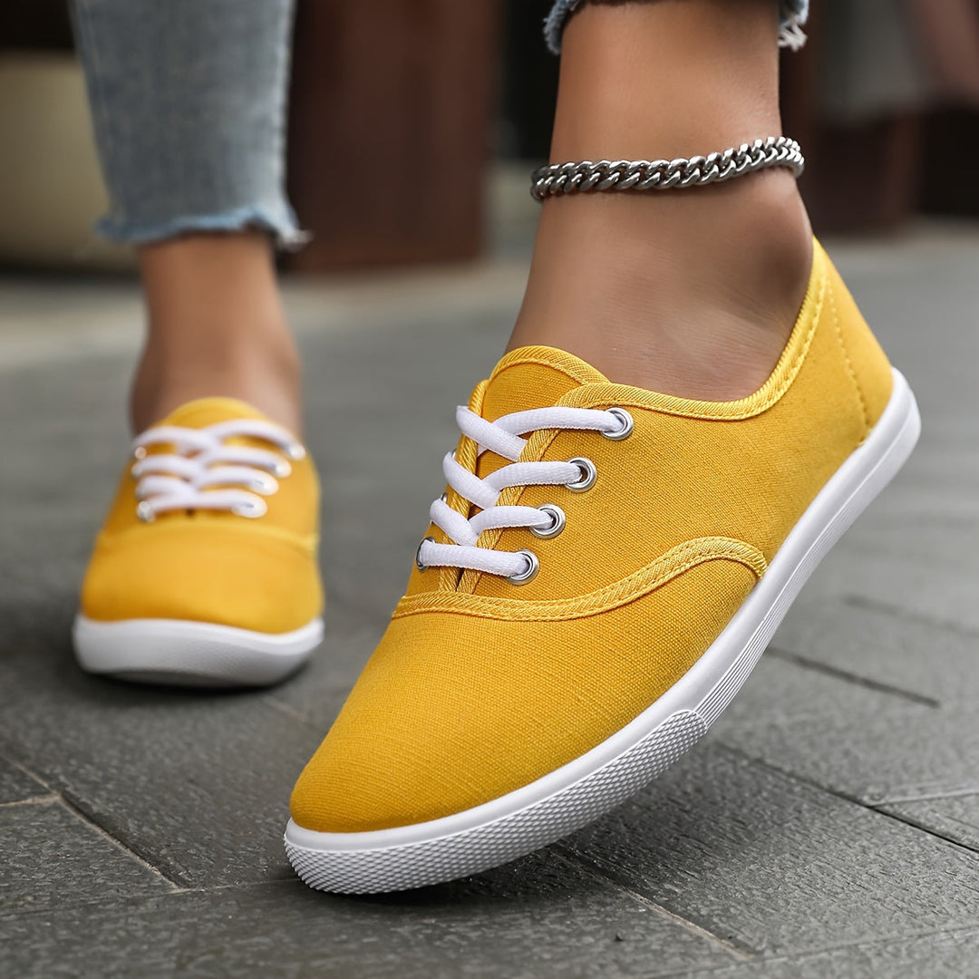 Mune Fashion | Comfortable Low Canvas Lace-up Shoes