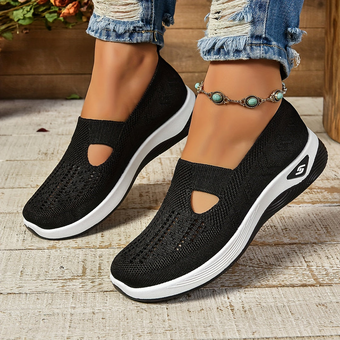 Casual, breathable slip-on sneakers