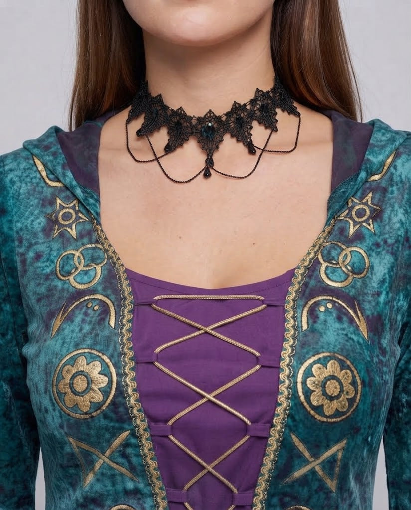 Women's fantastic low costume with filigree details Mune Fashion