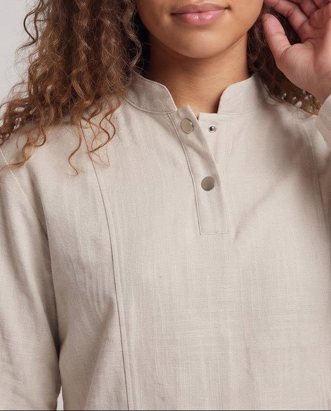 Women Casual Long Sleeve Top with Button Placket Mune Fashion