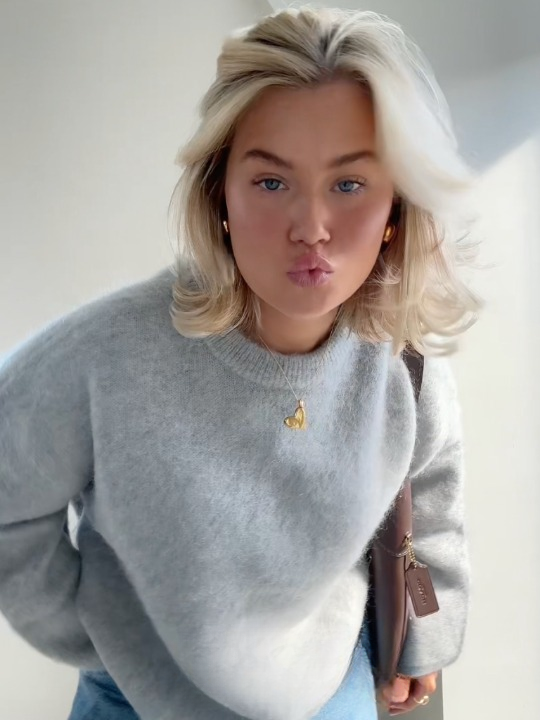 Mune | Soft Mohair Knitted Sweater
