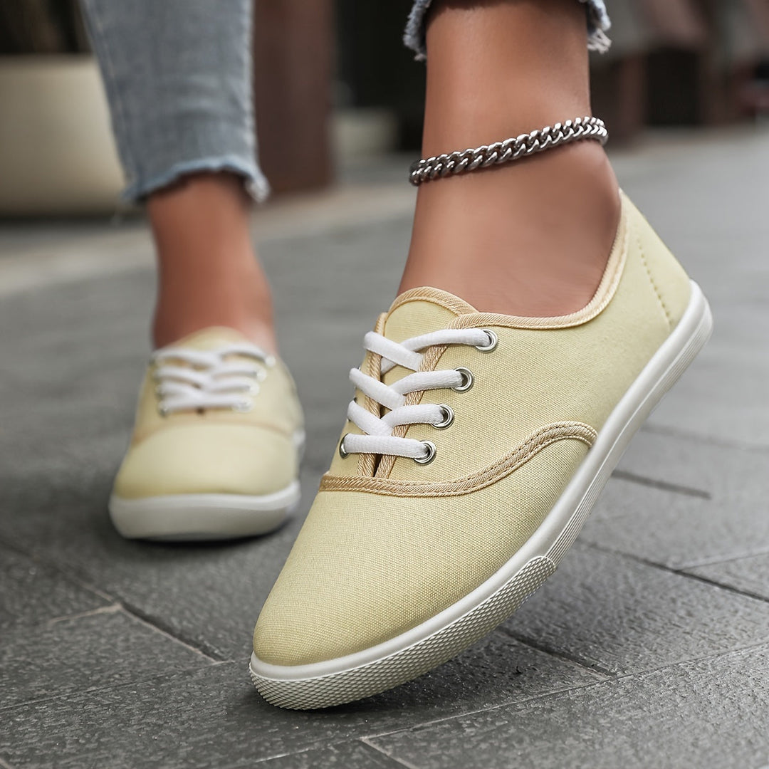 Mune Fashion | Comfortable Low Canvas Lace-up Shoes