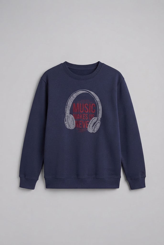 Women's Cozy Sweatshirt with Headphone Design Mune Fashion