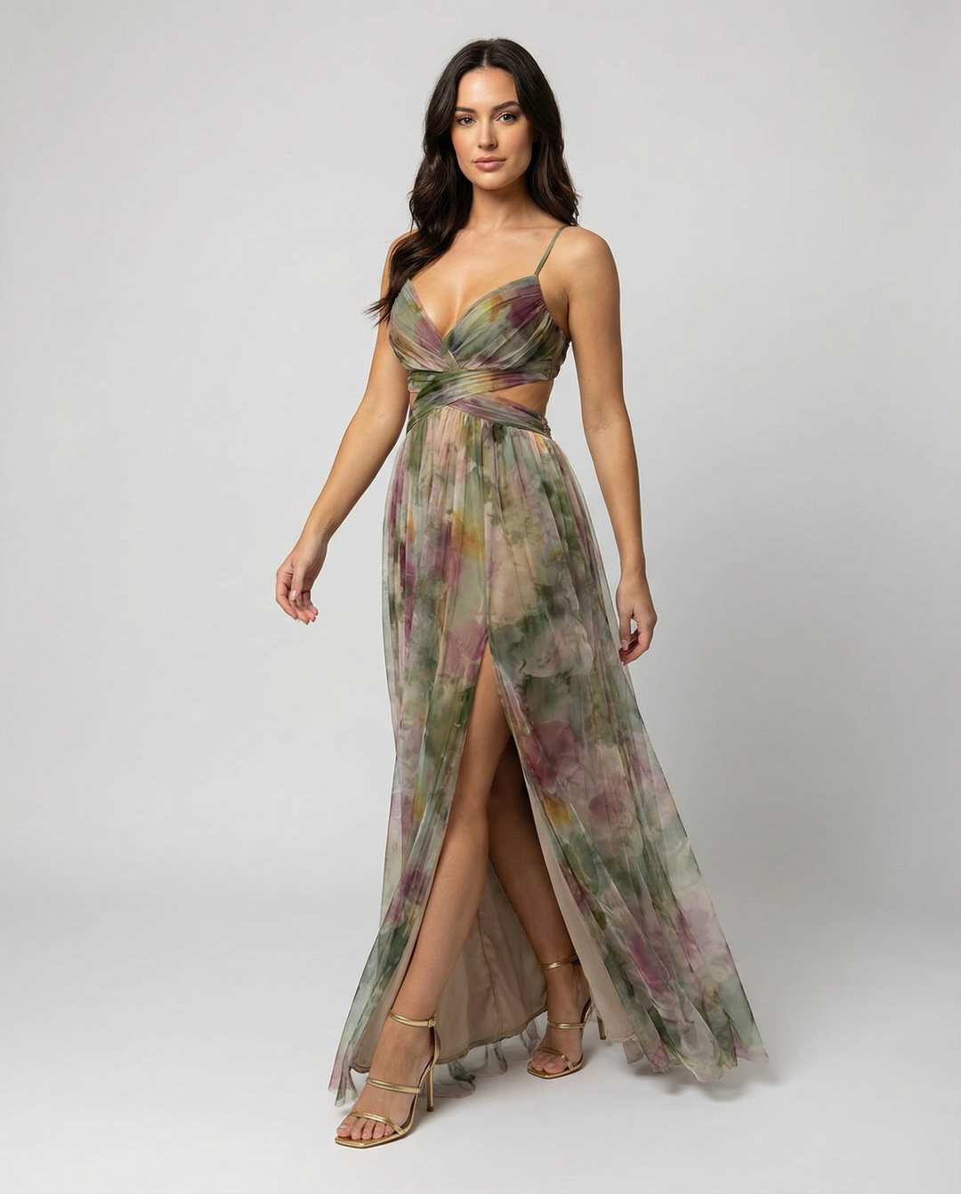 Elegant maxi dress in beautiful floral pattern for festive occasions | Mune Fashion