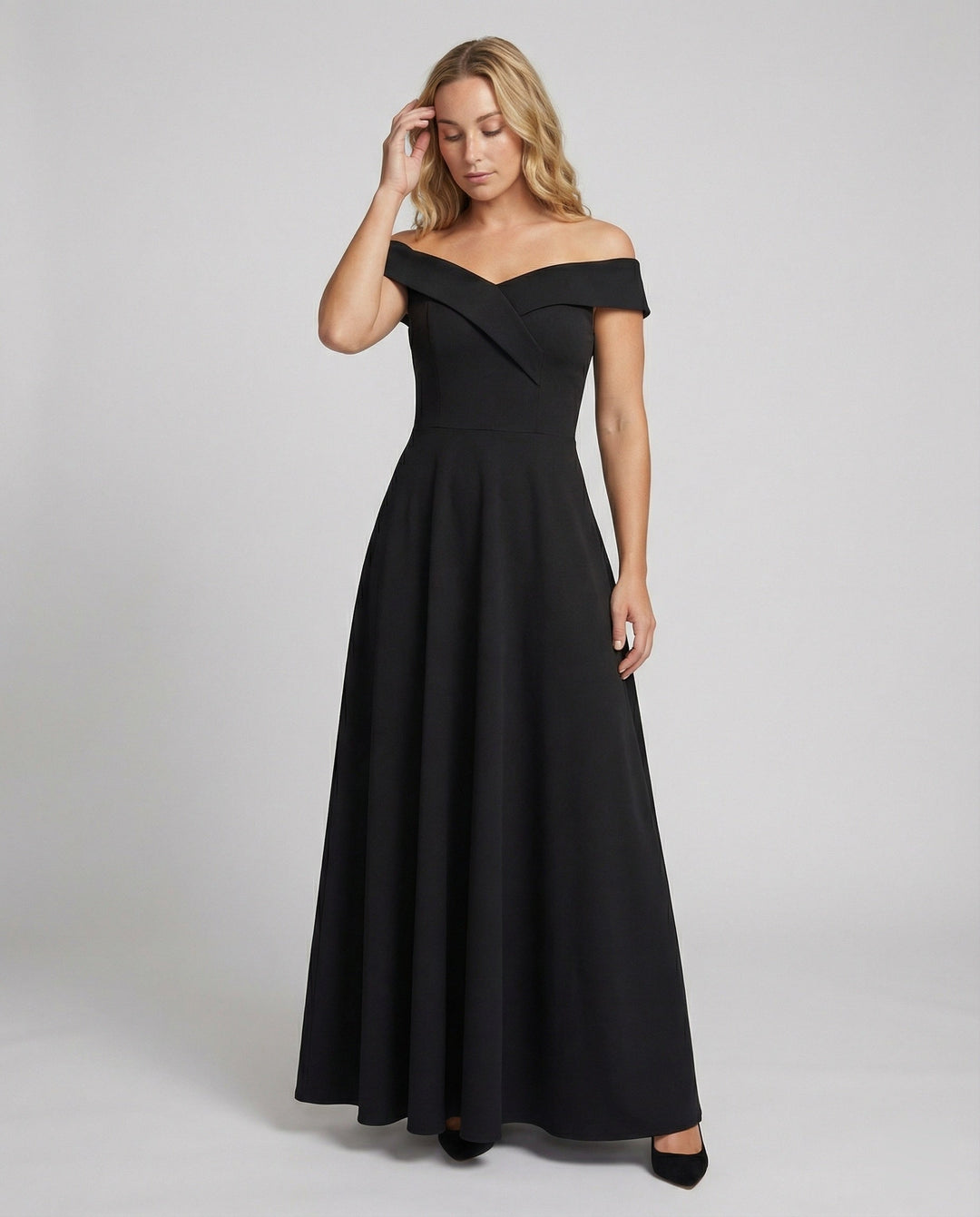 Mune Fashion | Elegant Off-Shoulder Long Catwalk Evening Dress