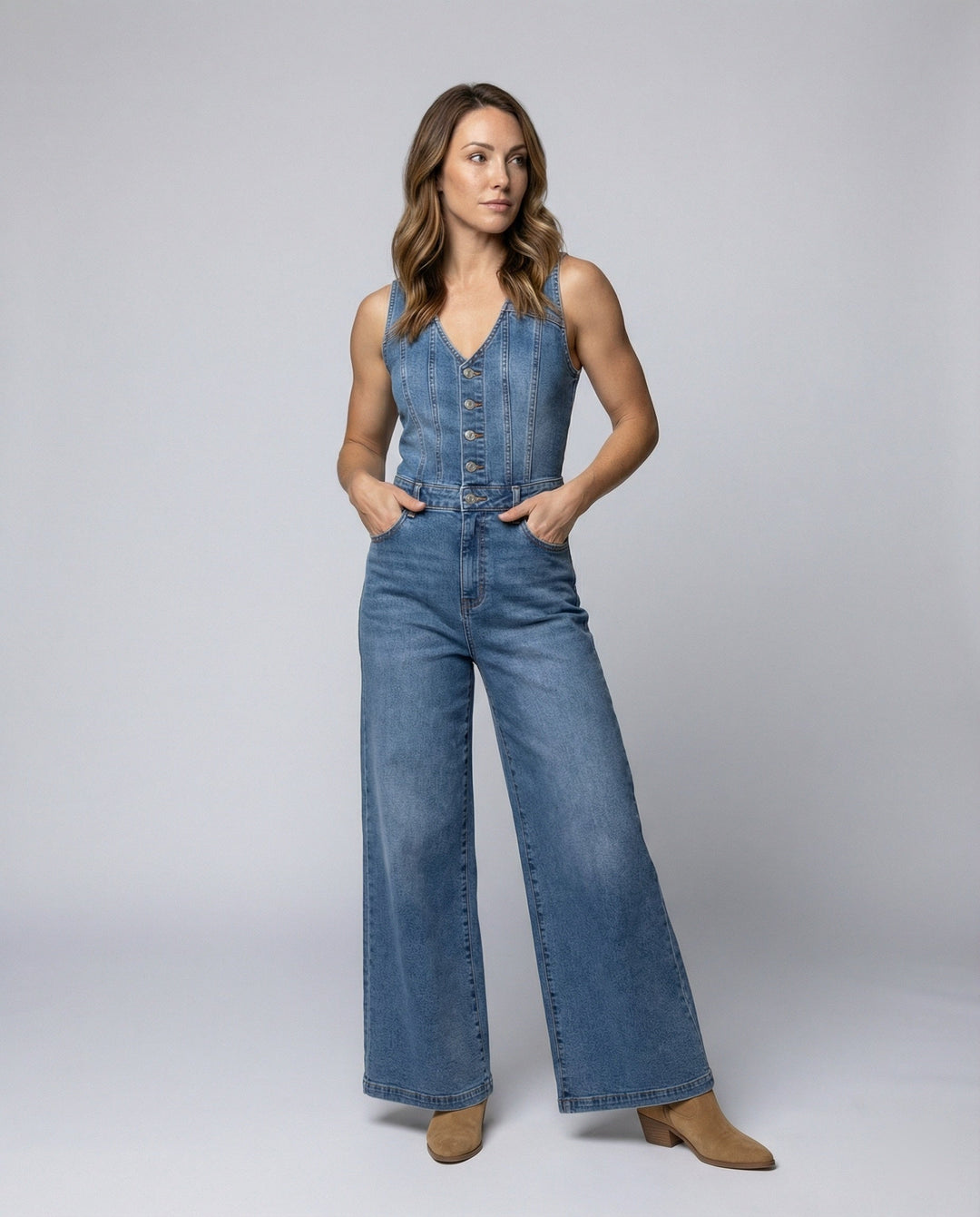 Women's jumpsuit with wide-cut legs and elegant button placket Mune Fashion