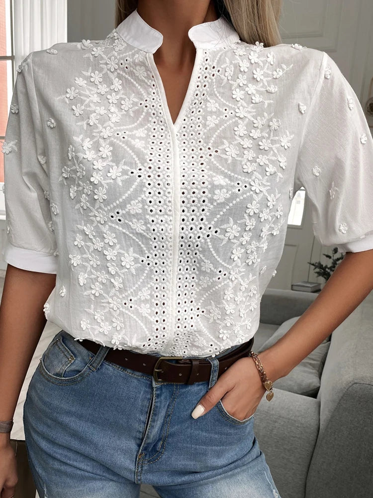 Mune Fashion | Stylish Lace Top with V-Neck