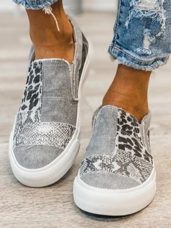 Mune Fashion| Women’s Stretch Slip-On Leopard Print Shoes