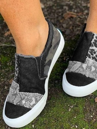 Mune Fashion| Women’s Stretch Slip-On Leopard Print Shoes