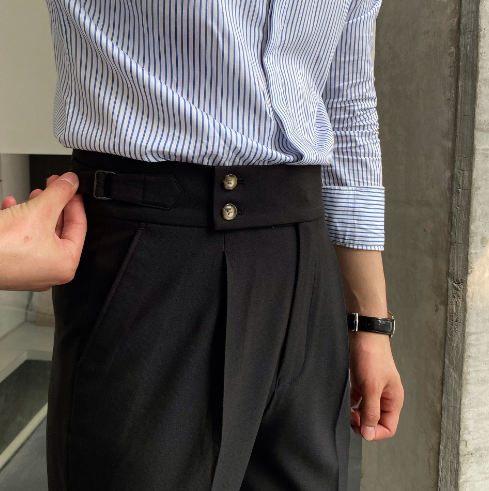 Mune | Classic Pleated Trousers with Belt Loops
