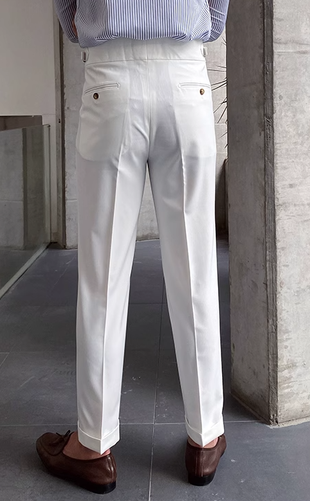 Mune | Classic Pleated Trousers with Belt Loops
