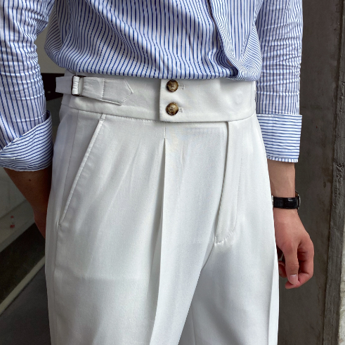 Mune | Classic Pleated Trousers with Belt Loops
