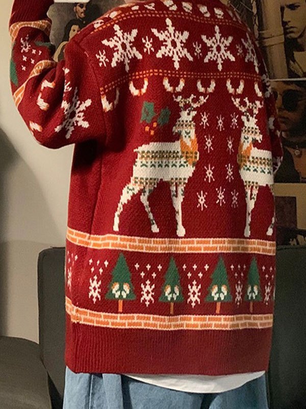Mune | Vintage Round Neck Sweater with Christmas Deer Print