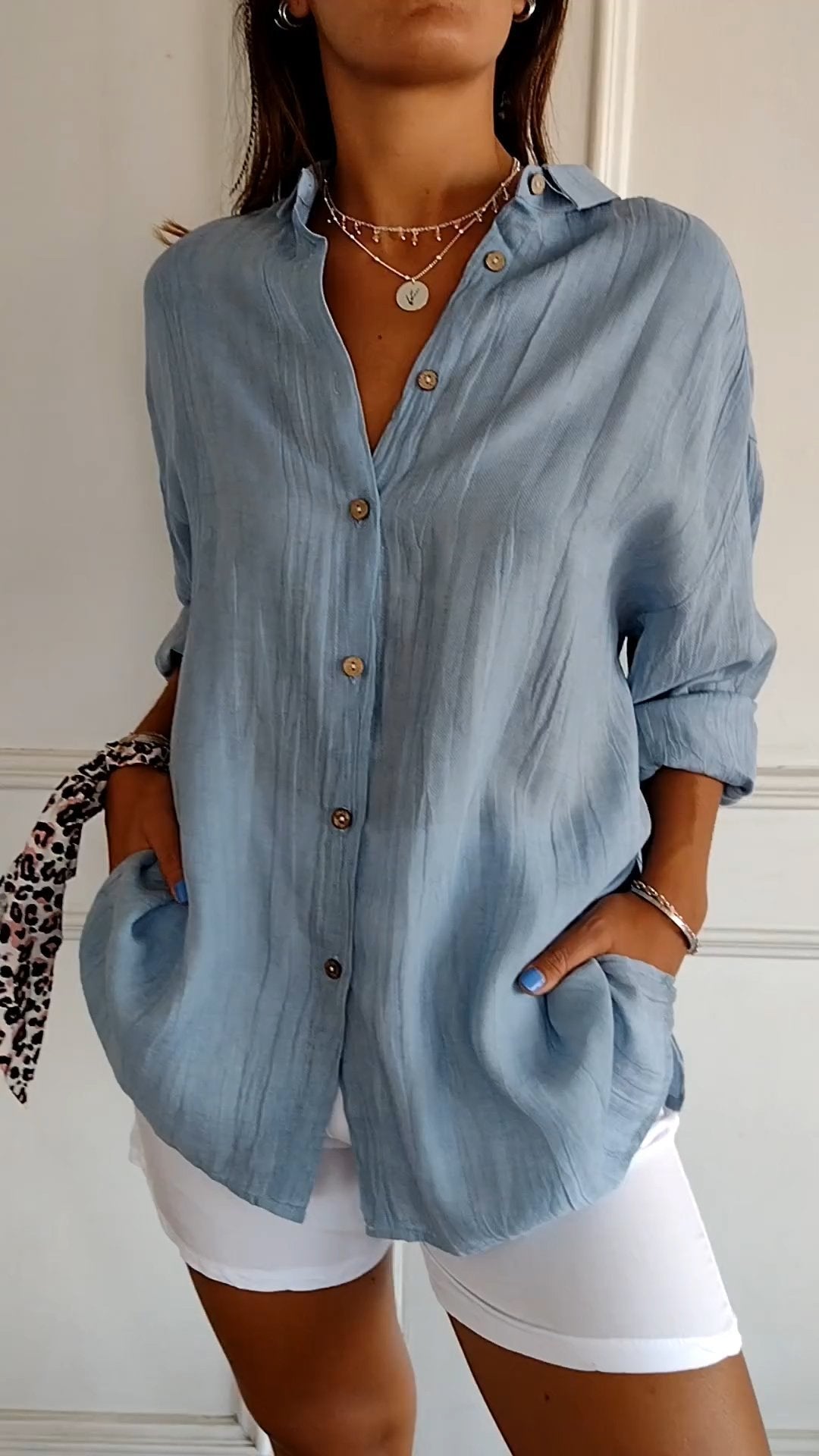 Elegant women's shirt
