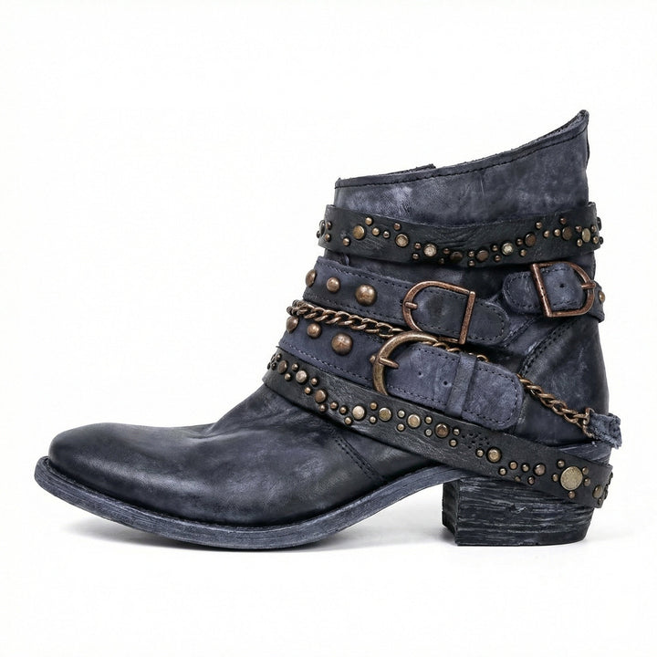 Mune Fashion | Vintage chain boots