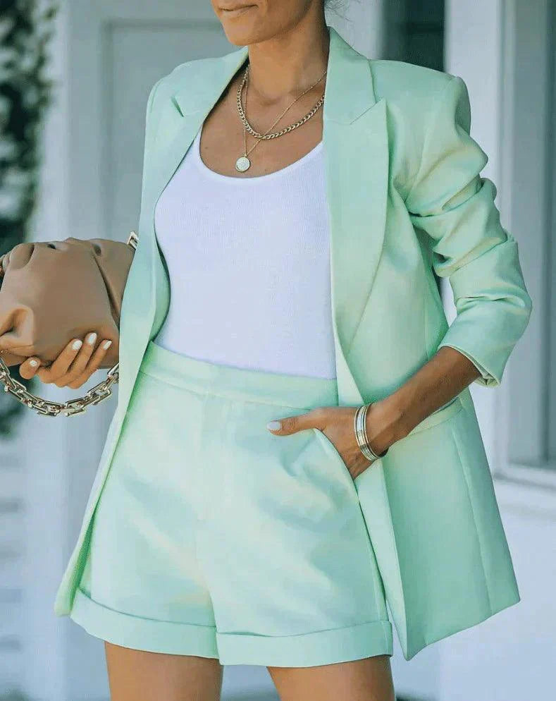 Mune Fashion - Stylish Set Consisting Of Elegant Blazer And Casual Shorts