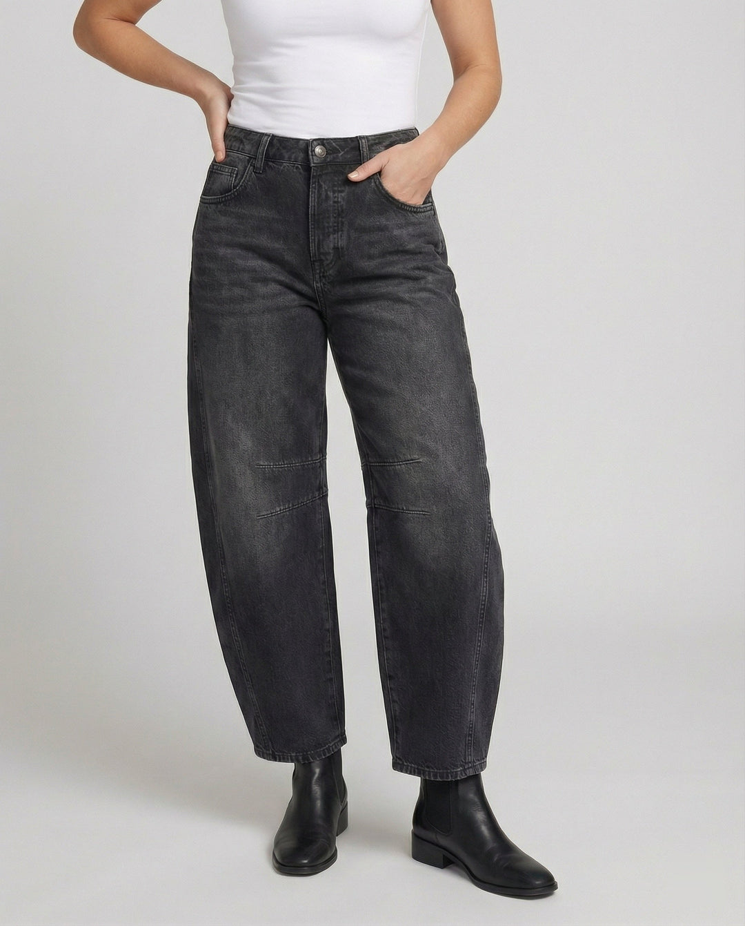 Mune Fashion | Mid Rise Barrel Jeans for Women