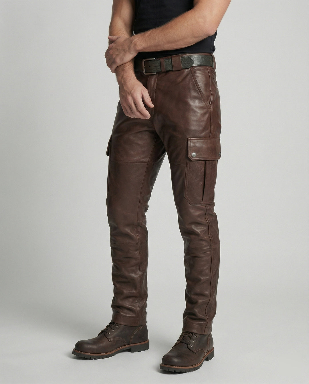 Men's cargo pants with pockets