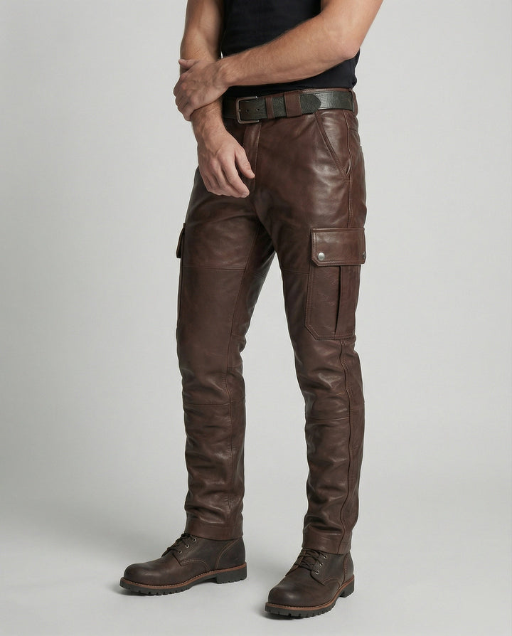 Men's cargo pants with pockets