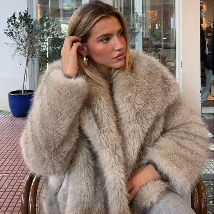 Mune | Warm Coat In Faux Fur for Women
