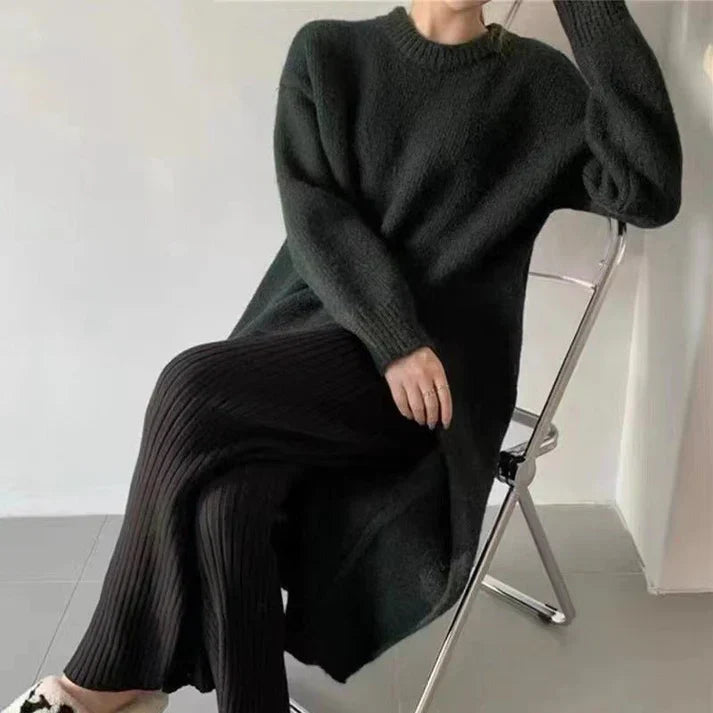 Mune | Casual and Stylish Winter Knit Dress