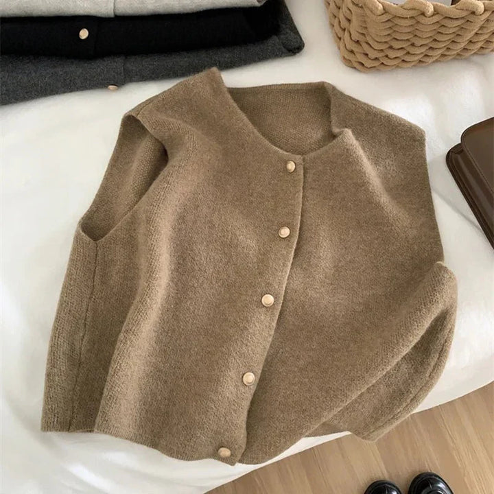 Women’s Button-Up Sleeveless Casual Vest