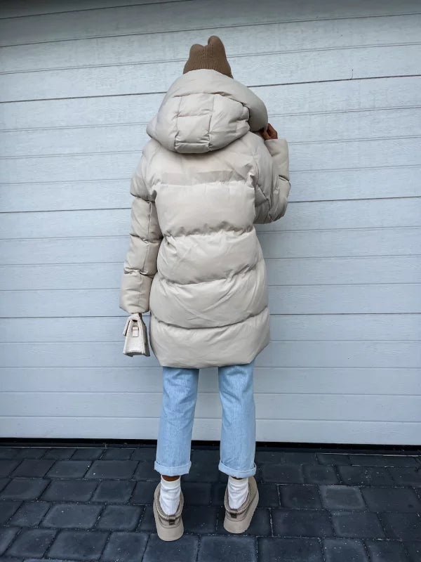 Mune | Elegant and Lightweight Down Jacket for Women
