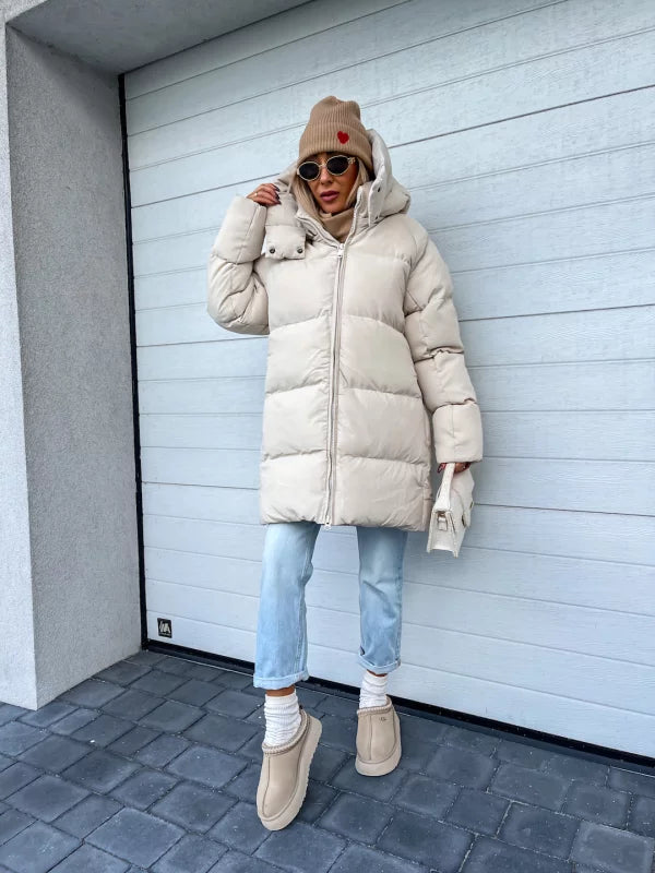 Mune | Elegant and Lightweight Down Jacket for Women