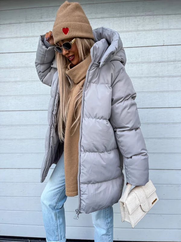 Mune | Elegant and Lightweight Down Jacket for Women