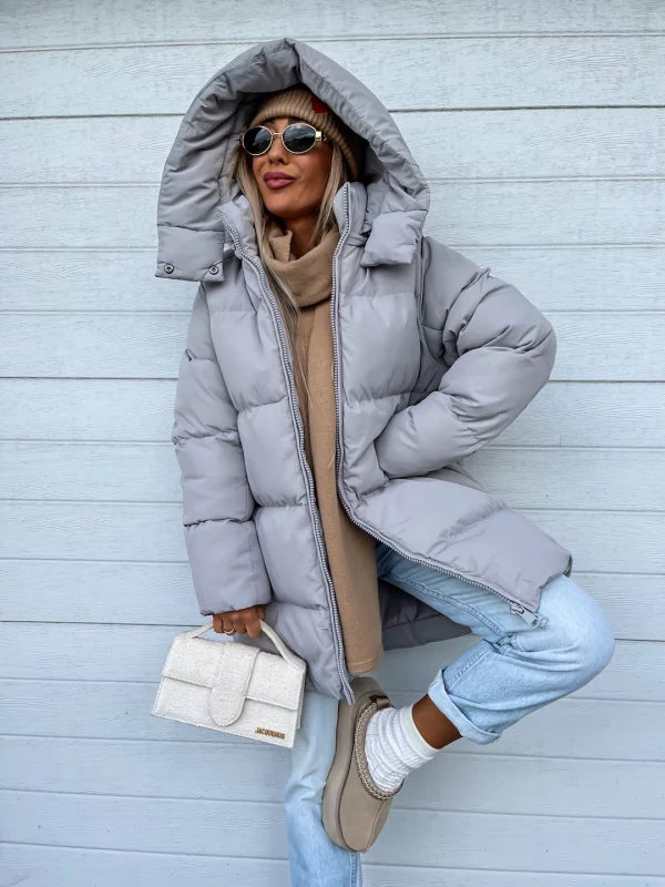 Mune | Elegant and Lightweight Down Jacket for Women