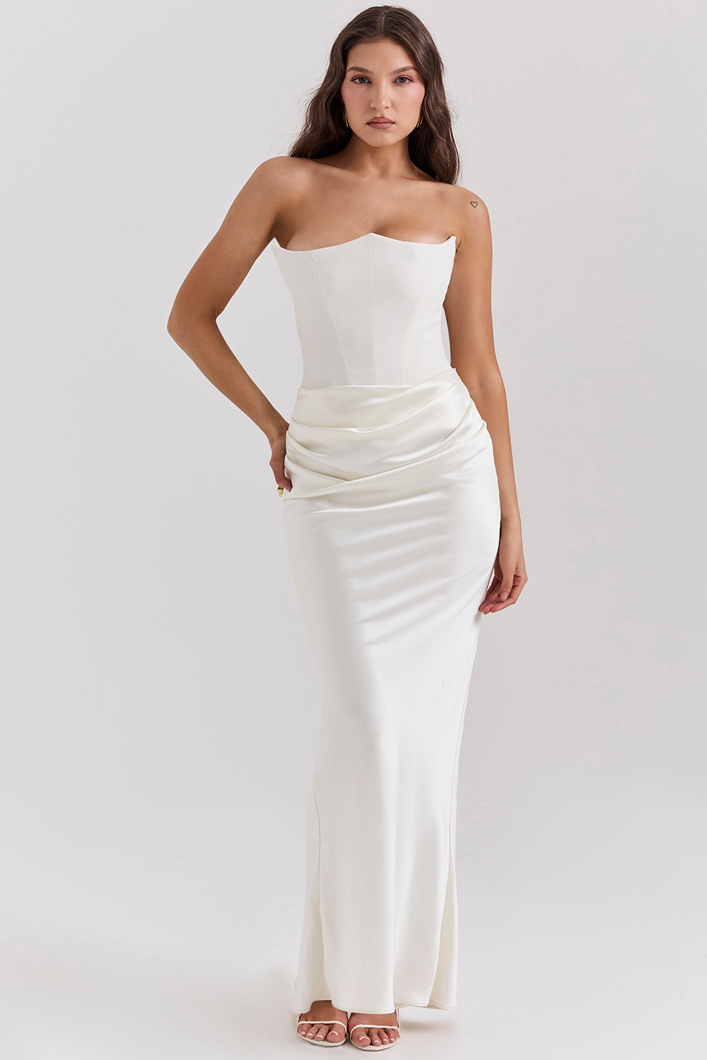 Mune | Elegant Strapless Corset Dress